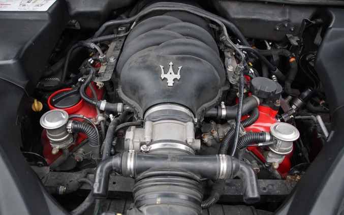 Maserati Quattroporte cena 79000 przebieg: 83000, rok produkcji 2010 z Wołów małe 529